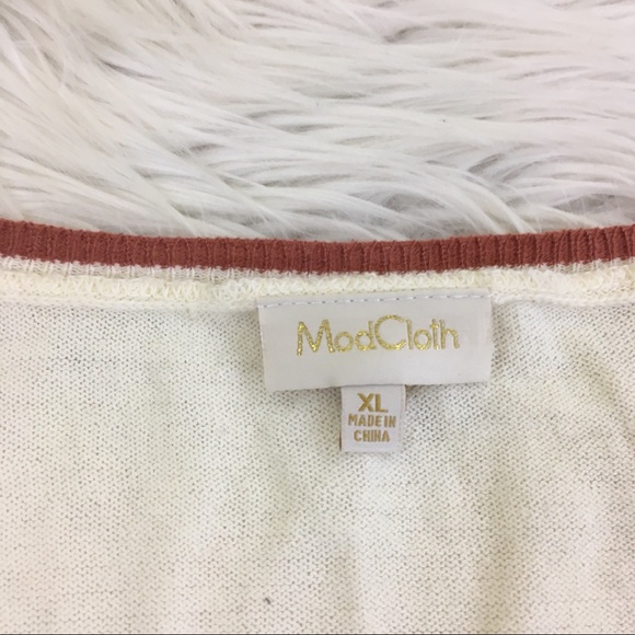 🦋SOLD🦋Modcloth V-neck Retro Butterfly Sweater - Picture 3 of 7